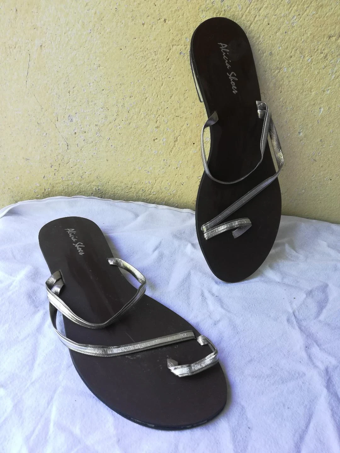 Zilveren teenslippers maat 39 – photo 16